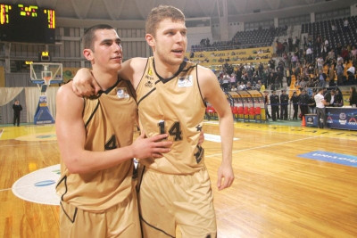 Λώτσος: «Καμία πρόταση για Βεζένκοφ, Μποχωρίδη»