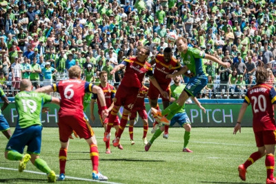 MLS: «Τεσσάρα» για Σάουντερς (videos)