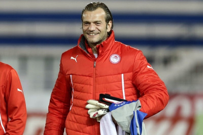 Κάρολ: «Τελείωσα με τον Ολυμπιακό, ψάχνω ομάδα»