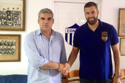 Εθνικός: Πήρε και Μαχαίρα