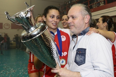 Ολυμπιακός: Ανανέωσε η Κοσμά