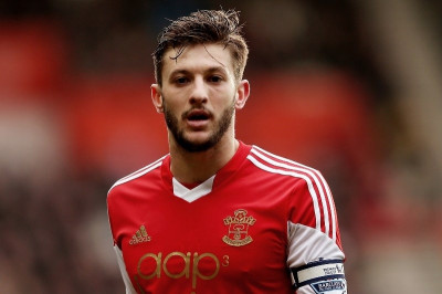 Αγγλία: Διεθνής παίκτης έχτισε γήπεδο στον κήπο του! (photos)