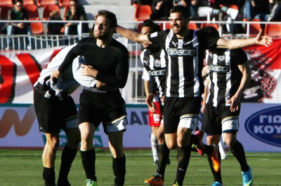 Παναιγιάλειος: Αδειοδότηση και προπονητής