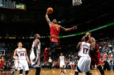 Κλίβελαντ Καβαλίερς: Δίνουν Τόμπσον και Ουέιτερς