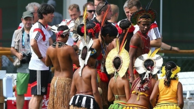 Μουντιάλ 2014: Ινδιάνοι μπαλαδόροι «τρέλαναν» τους Γερμανούς (photos)