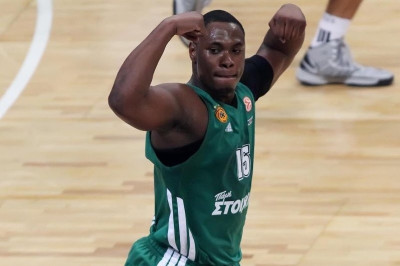 Μπανκς στο Onsports: «Ίσως ξανά στον Παναθηναϊκό!» (photos+videos)