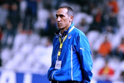 ΑΠΟΕΛ: Ανανέωσε ο Δώνης, θέλει Ντε Βινσέντι