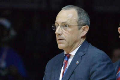 Σαν Αντόνιο Σπερς: Διάψευση για Μεσίνα