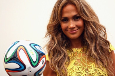 Μουντιάλ 2014: «Κόλλησε» στη Τζέι Λο ο Μπλάτερ (photos)