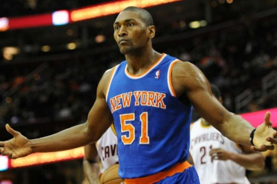 Μέτα Ουόρλντ Πις: Βοηθός προπονητή σε γυναικεία ομάδα λυκείου!