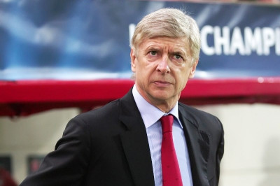 Βενγκέρ: «Ο Ολυμπιακός κάνει βήματα προόδου»