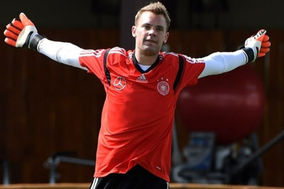 Παγκόσμιο Κύπελλο Ποδοσφαίρου 2014: Δεν ανησυχεί για τραυματισμούς ο Νόιερ