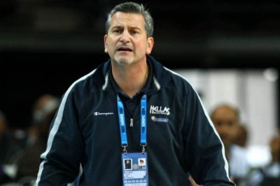 Μπάνβιτ: Επιμένουν... ελληνικά