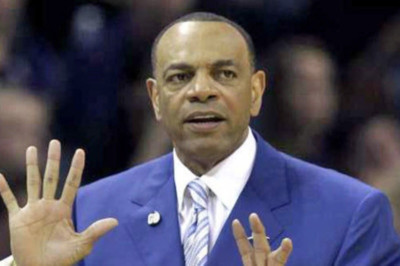 Χιούστον Ρόκετς: Πιέζουν Χόλινς