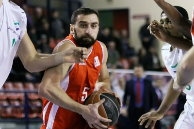 Κηφισιά: Ανανέωσε ο Λιακόπουλος