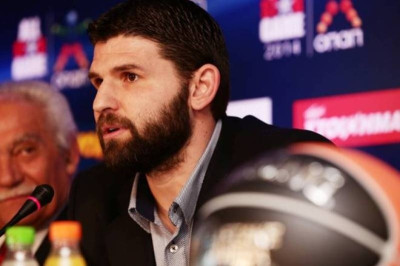 Παπαμακάριος: «Μπασκετούπολη η Ελευσίνα»