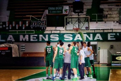 Σιένα: Μείωσε από την Αρμάνι