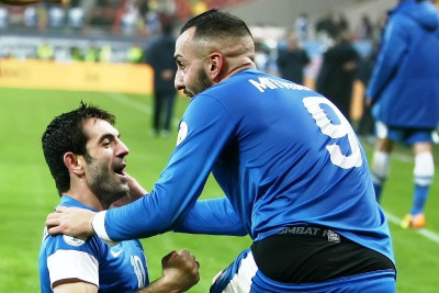 Ελλάδα - Ιαπωνία: Ευχές από Φούλαμ σε Κάρα, Μήτρογλου