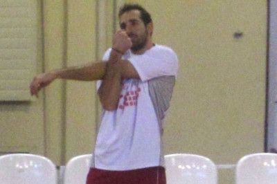 Ένωση Ιλίου: Συμφωνία με Μητρόπουλο