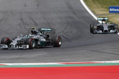 Φόρμουλα 1: Τρίτη νίκη για Ρόζμπεργκ (photos)