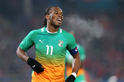 Ελλάδα – Ακτή Ελεφαντοστού: Ο Ντρογκμπά σε… τραγούδι (video+photos)