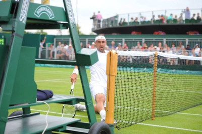 Γουίμπλεντον: Πέρασε ο Παγδατής