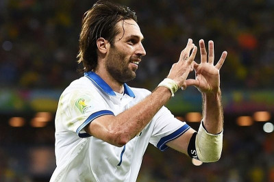 Παγκόσμιο Κύπελλο Ποδοσφαίρου 2014: Ρεκόρ για FIFA με… Σαμαρά! (photos+video)