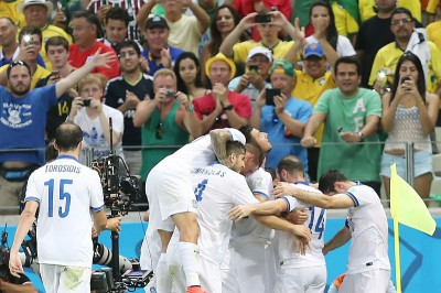 Παγκόσμιο Κύπελλο Ποδοσφαίρου 2014 – Ελλάδα: Ο Άγγελος και… η Παναγιά μαζί της!