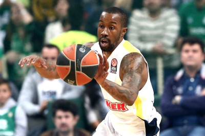 Φενέρμπαχτσε Ούλκερ: Αποχωρεί ο ΜακΚάλεμπ