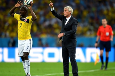 Κολομβία – Ουρουγουάη: Μοίρασε συγχαρητήρια ο Πέκερμαν