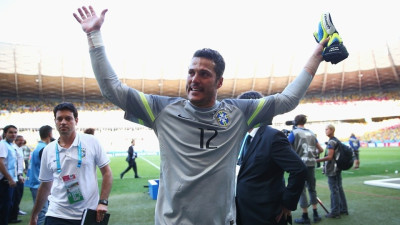 Βραζιλία – Χιλή: Δάκρυσε ο Σέζαρ (video)