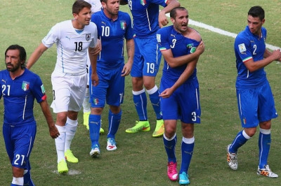 Μουντιάλ 2014: Στηρίζει… Σουάρεζ ο Κιελίνι!