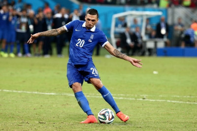 Ολυμπιακός: Σενάρια για Χολέμπας και Σεντ Ετιέν