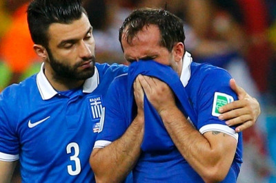 Παγκόσμιο Κύπελλο Ποδοσφαίρου: Η απογοήτευση σε… στοπ καρέ (photos)