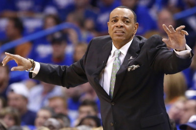 Μπρούκλιν Νετς: Συνεχίζουν με Χόλινς