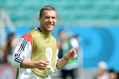 Γαλλία - Γερμανία: Και Χιούμελς και Ποντόλσκι