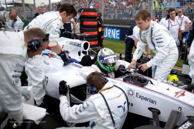 Formula 1: «Διακοσαρίζει» ο Μάσα