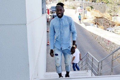 Ολυμπιακός: Υπογράφει και ο Μαζουακού (photos)