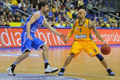 Ντιναμό Σάσαρι: Ανακοίνωσε Λόγκαν