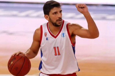 Απόλλωνας Πατρών: Κλείνει Μπατή