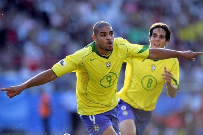 Αντριάνο στο Onsports: «Να κάνω κάτι για τη Βραζιλία» (photos+videos)