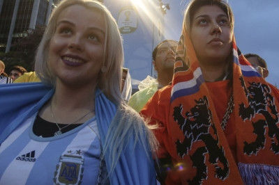 Παγκόσμιο Κύπελλο Ποδοσφαίρου: Το θέαμα το πρόσφεραν … άλλες (photos)