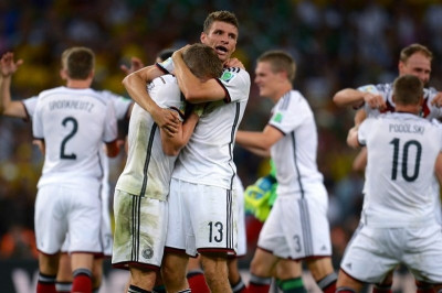 Παγκόσμιο Κύπελλο Ποδοσφαίρου 2014 - Τελικός: «Είμαστε Πρωταθλητές!» (photos)