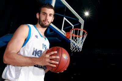 Γιάνκοβιτς: «Να πάμε την Ελλάδα ψηλά»