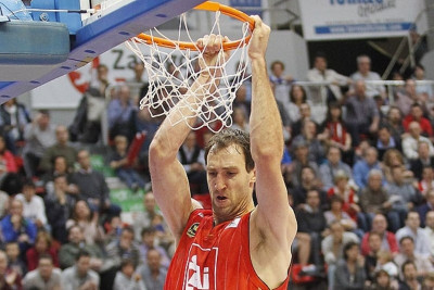 Ουνικάχα Μάλαγα: Πρόταση σε Γκολούμποβιτς