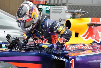 Φέτελ: «Υπάρχουν μαθηματικές ελπίδες για το πρωτάθλημα»