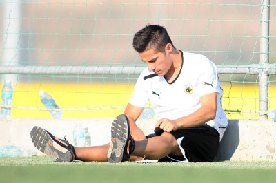 ΑΕΚ: «Ελεύθερος» ο Καλογέρης