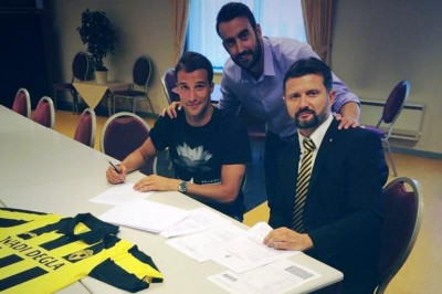 Λιρς: Ανακοίνωσε Βέλλιο