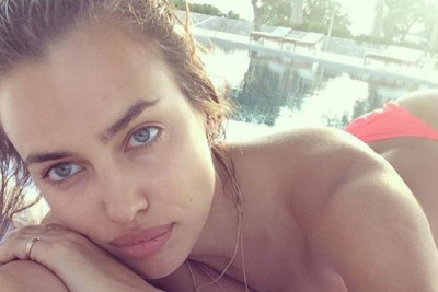 Ιρίνα Σάικ: Selfies στην Ελλάδα (photos)