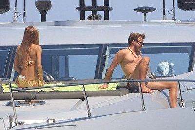 Μουντιάλ 2014 - Γερμανία: Συνεχίζει τα μπάνια του ο Γκέτσε (photos)